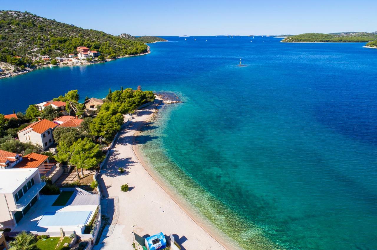 Second-home * Ražanj